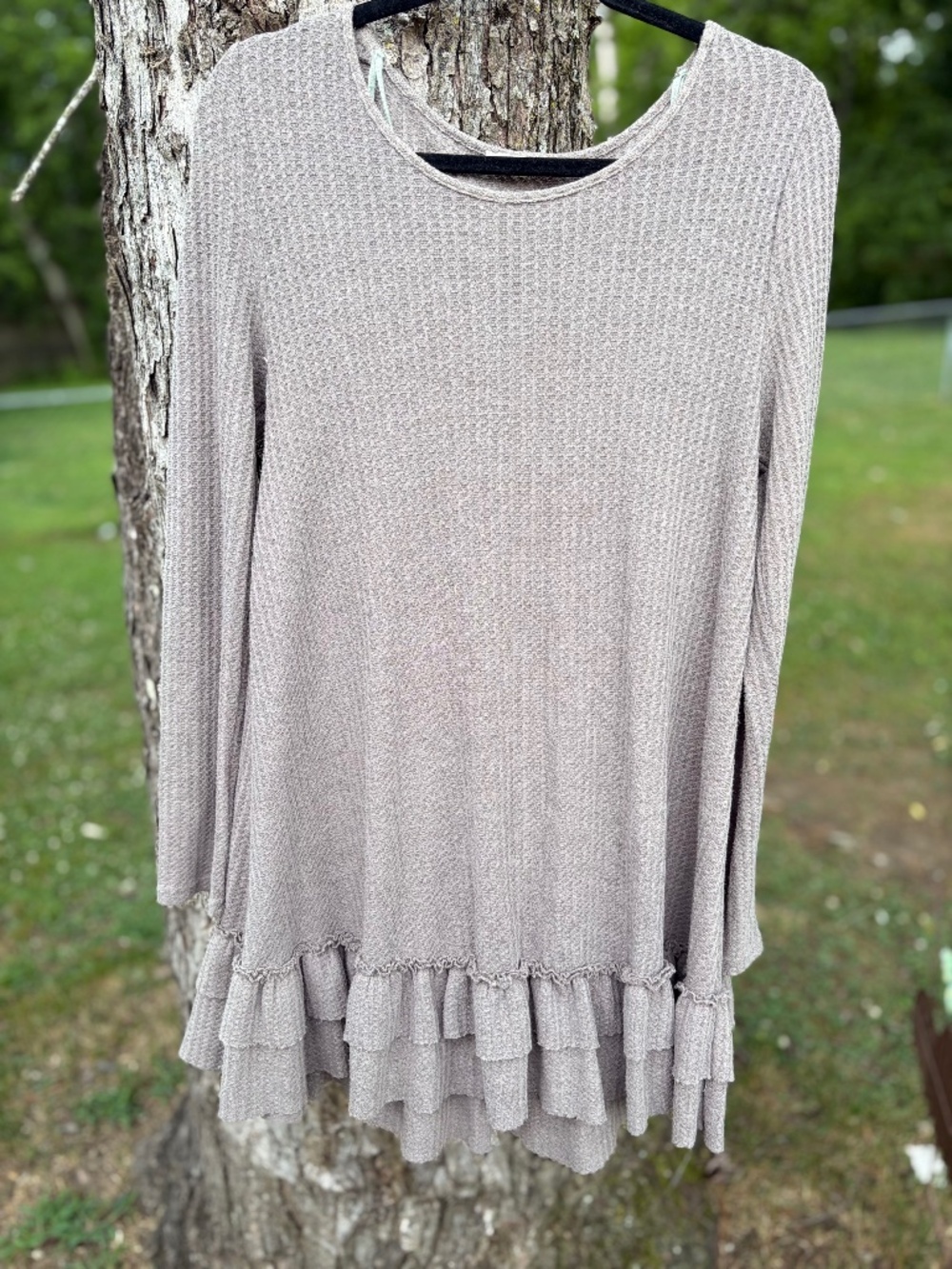 Women’s *Easel* Top